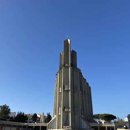 2 Etoiles Lumineux En Centre-ville De Royan, Pres Des Plages Et Marche - Fr-1-539-14 *